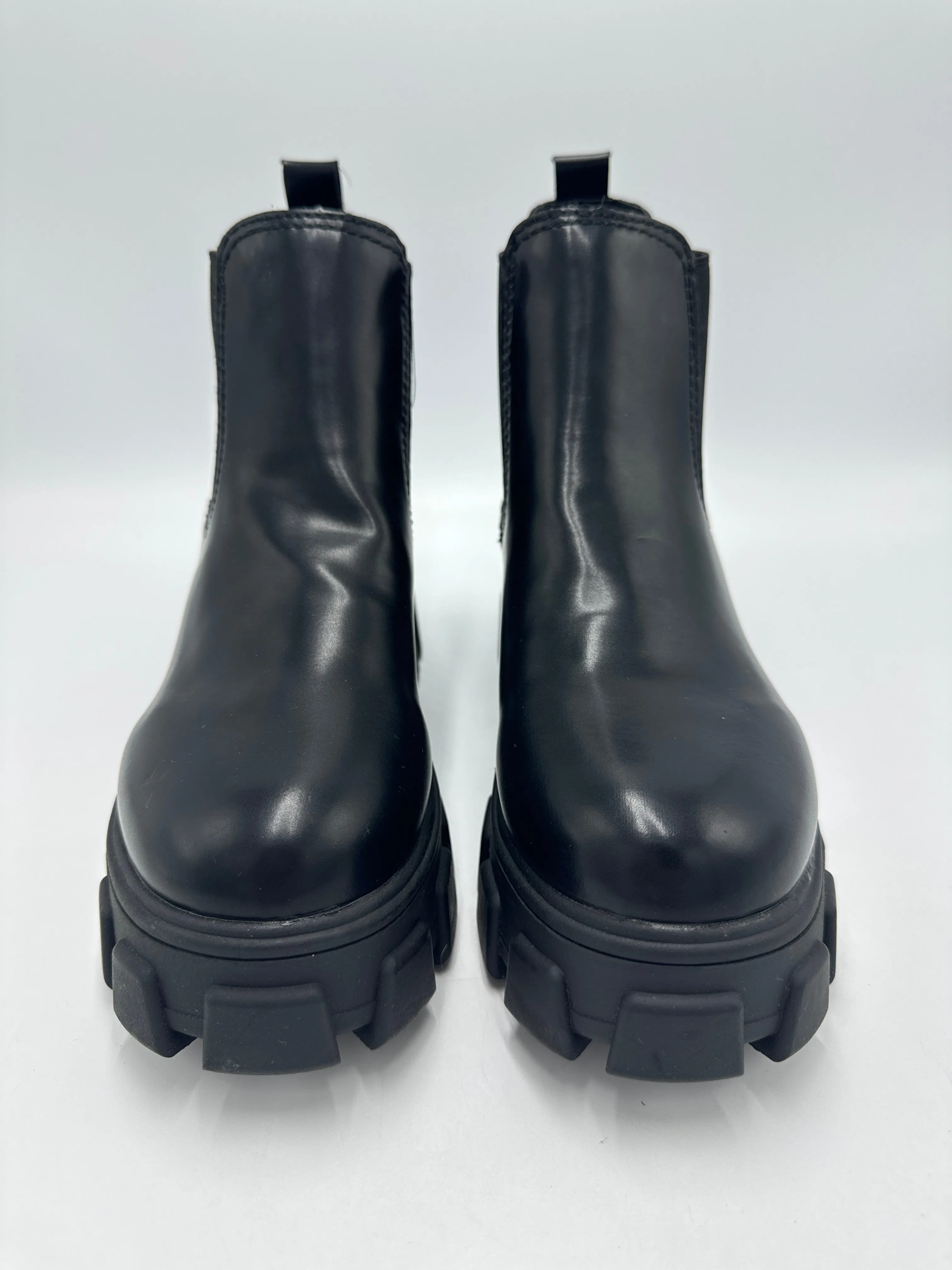 Boots Ankle Flats By Circus By Sam Edelman In Black, Size: 6